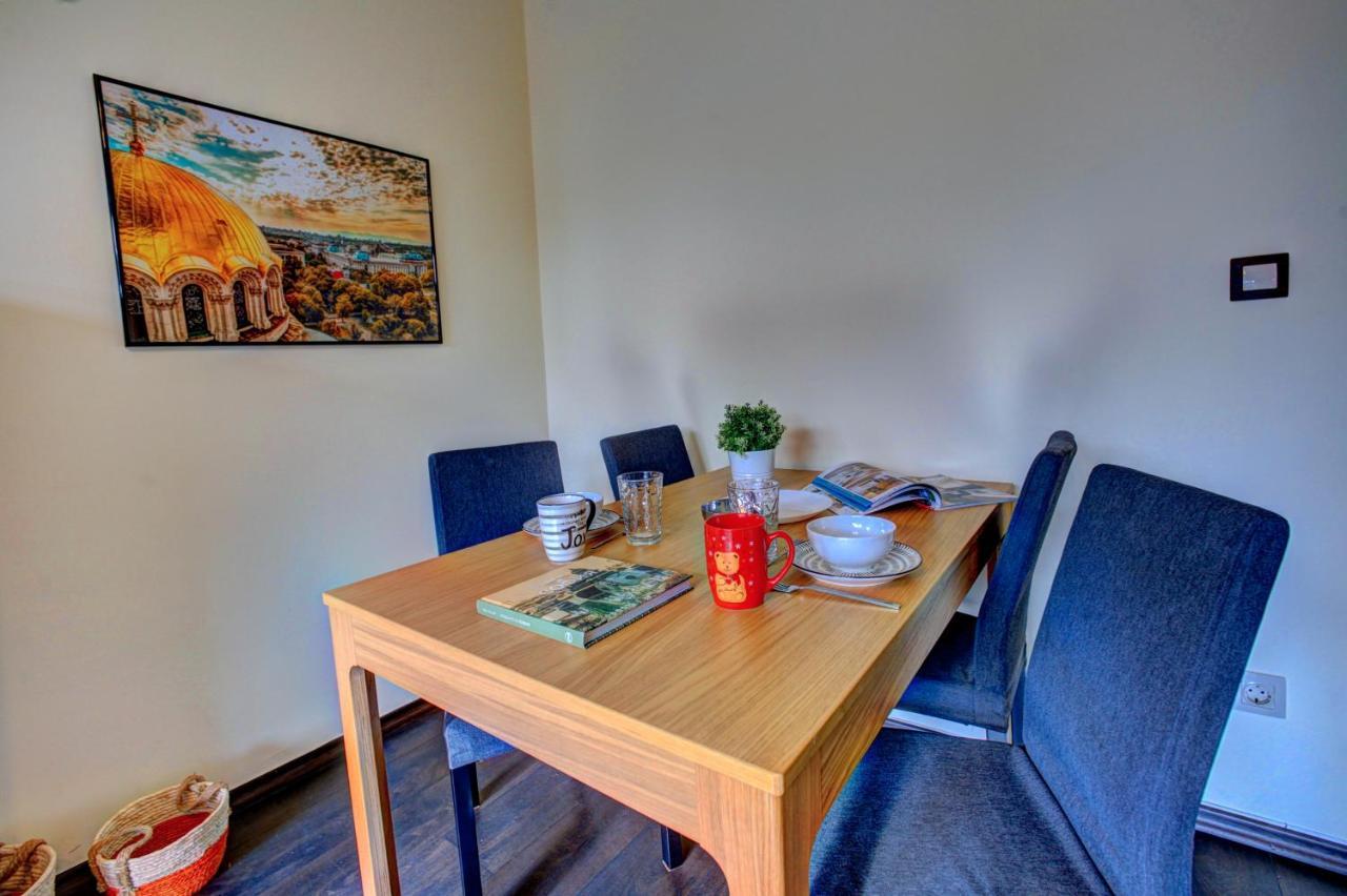1Bd Nest In The Heart Of A Traditional Софія Екстер'єр фото